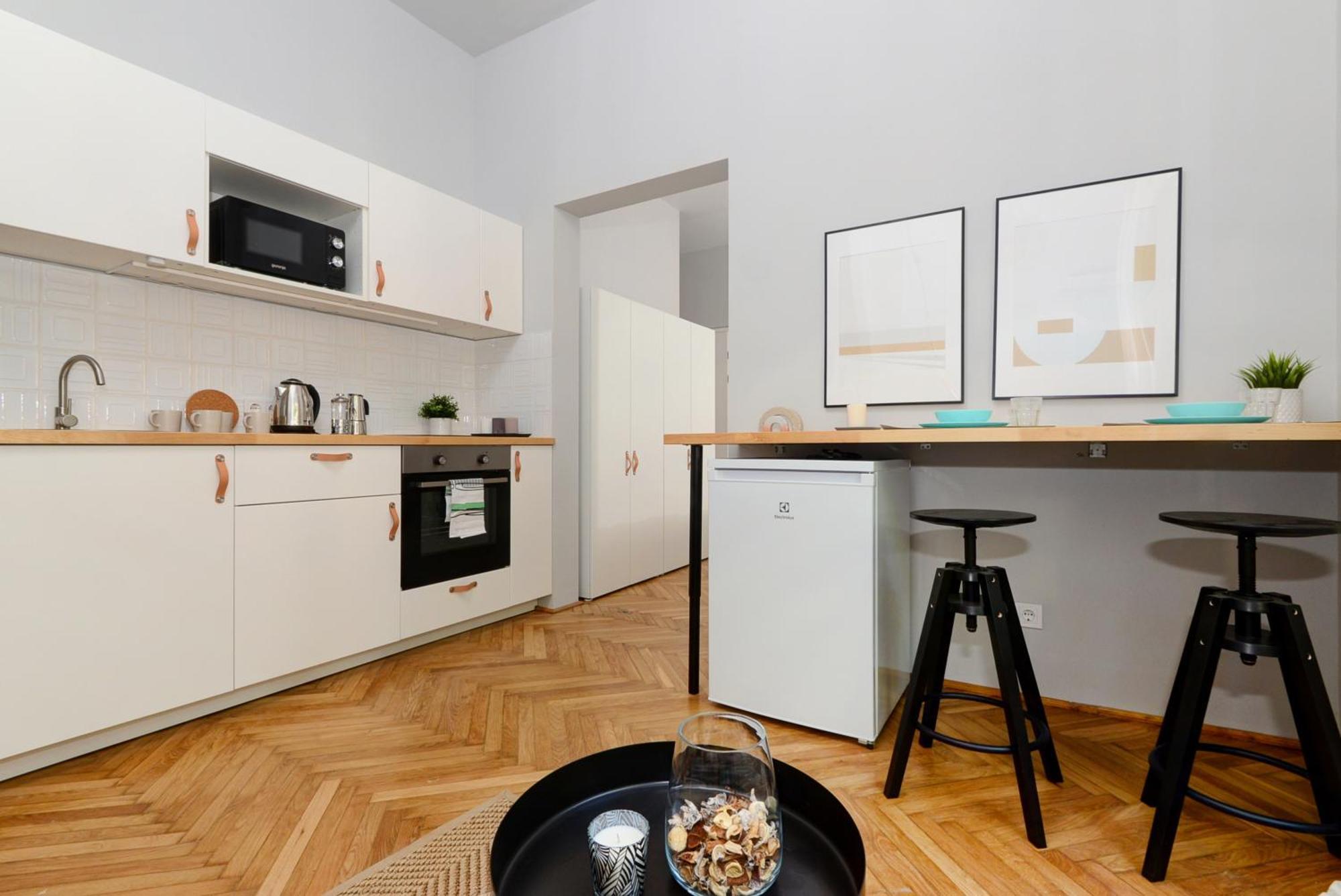 Monochrome Chic Apartments R613 布达佩斯 外观 照片
